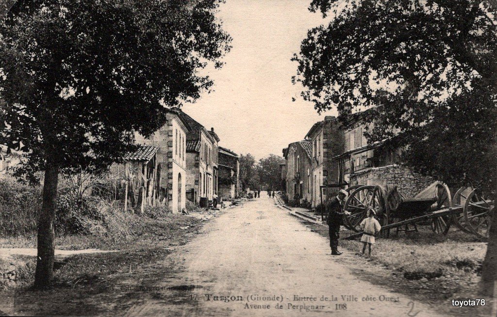 targon- entree de la ville.jpg