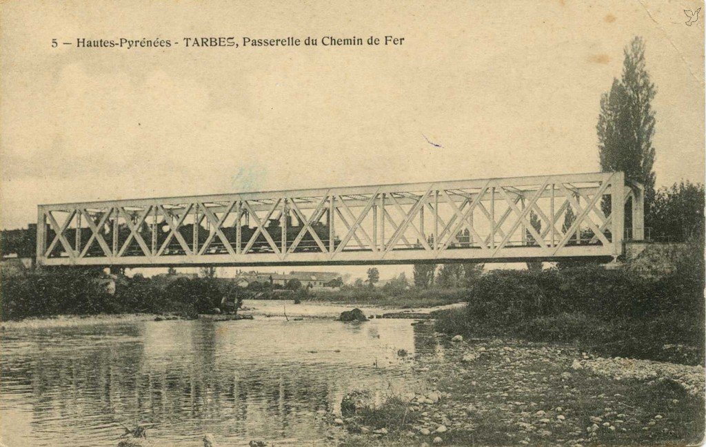 Z - 5 - Passerelle du Chemin de Fer.jpg