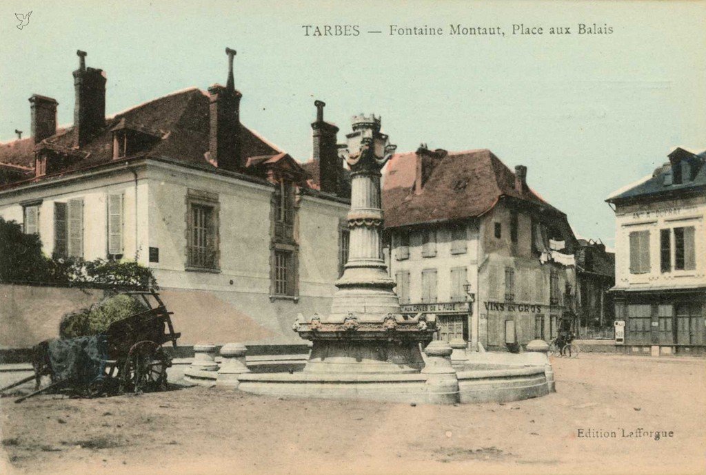 Z - Fontaine Montaut Place aux Balais.jpg