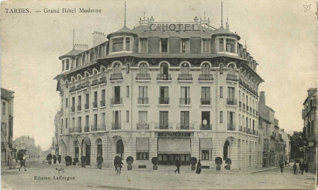 Z - Hotel Moderne 1.jpg