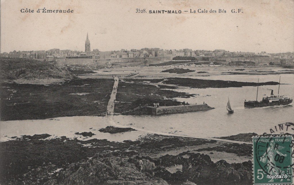 St malo-la cale des bés.jpg