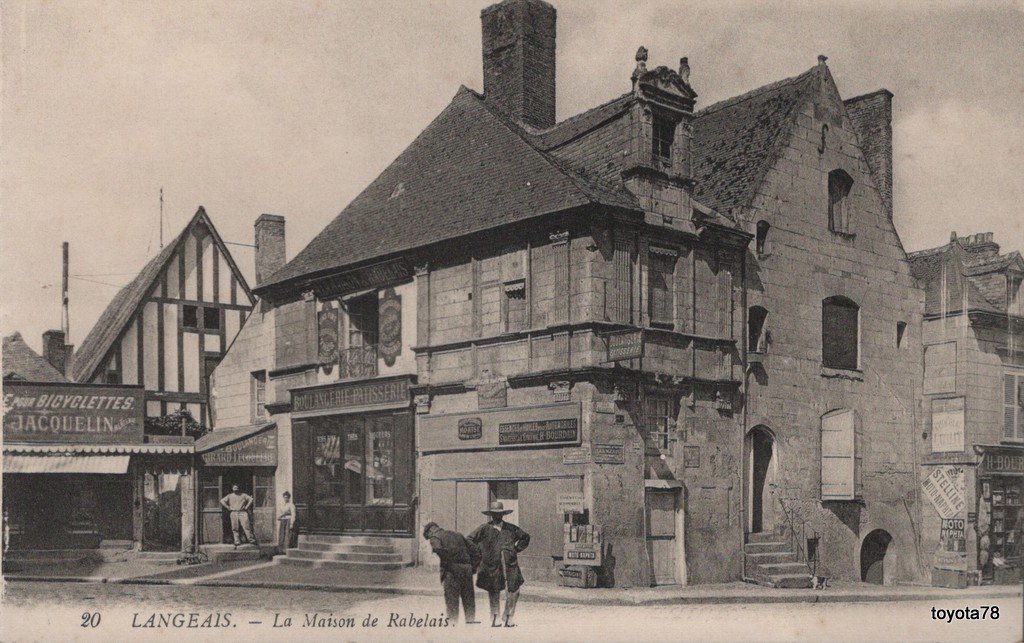 Langeais-la maison de rabelais.jpg