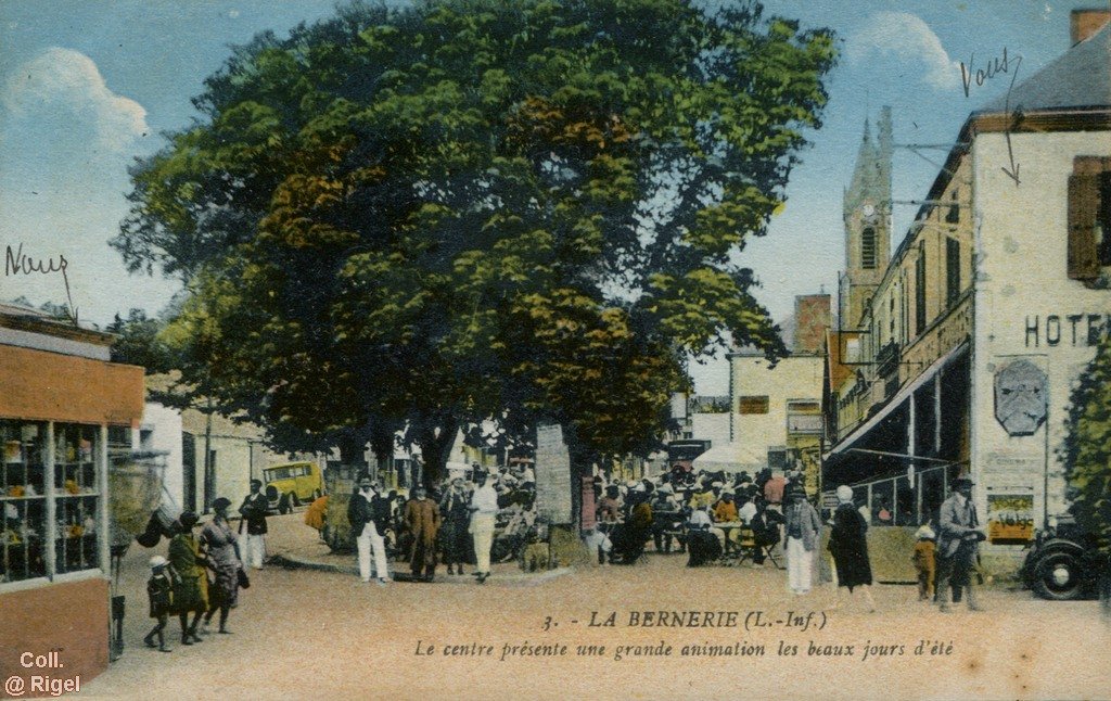 44-La-Bernerie-Le-Centre-presente-une-grande-animation-les-beaux-jours-d-ete.jpg