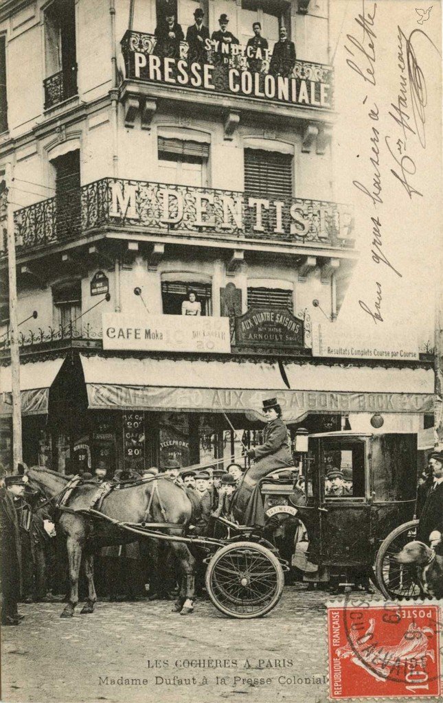 Cochères à Paris - DUFAUT Presse Coloniale.jpg