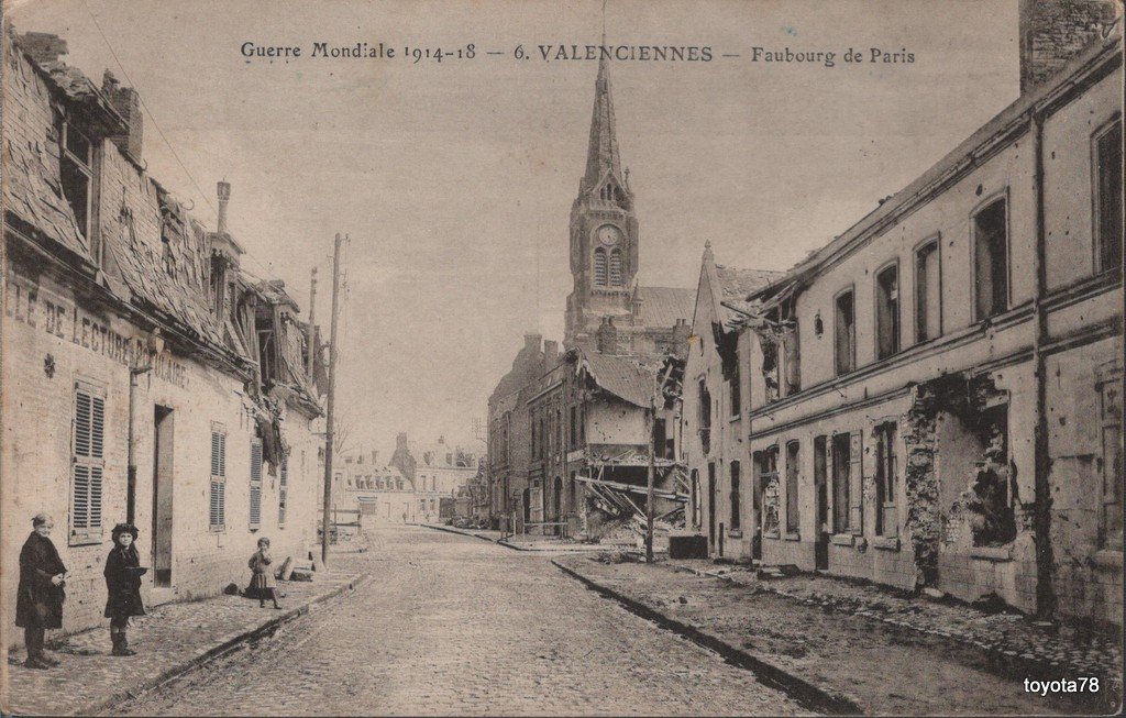 Valenciennes-rue de Paris.jpg