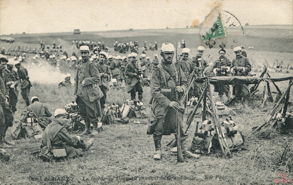 10-Camp-de-Mailly-La-Garde-du-Drapeau.jpg