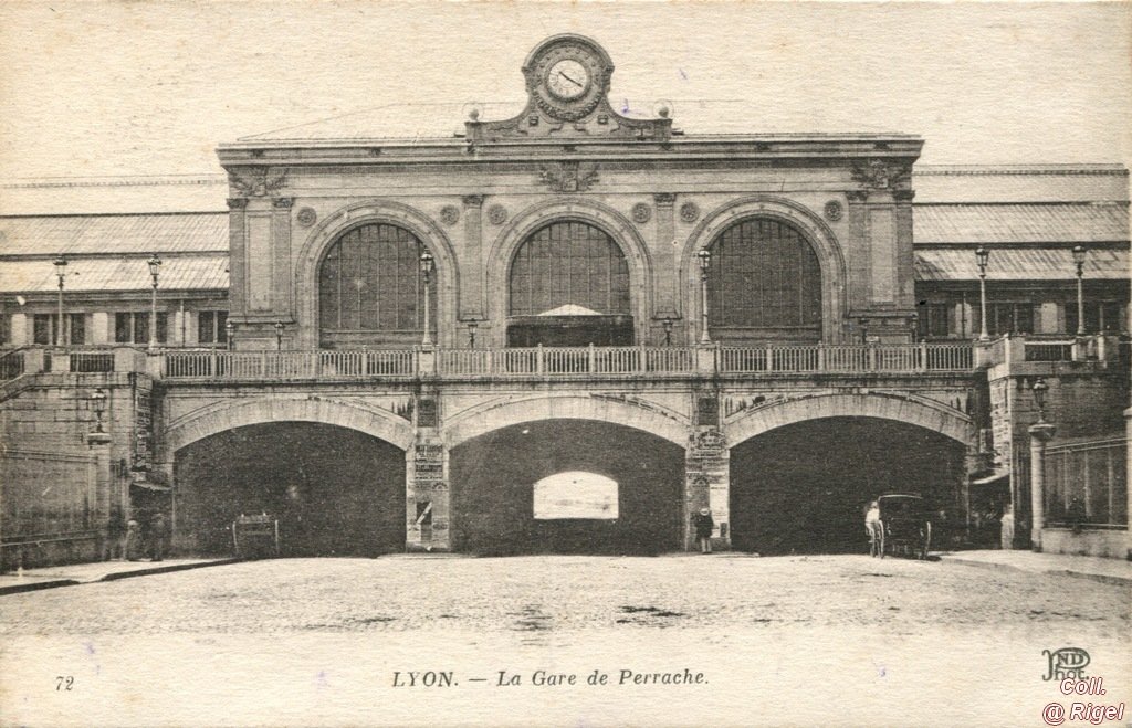 69-Lyon-Gare-de-Perrache.jpg