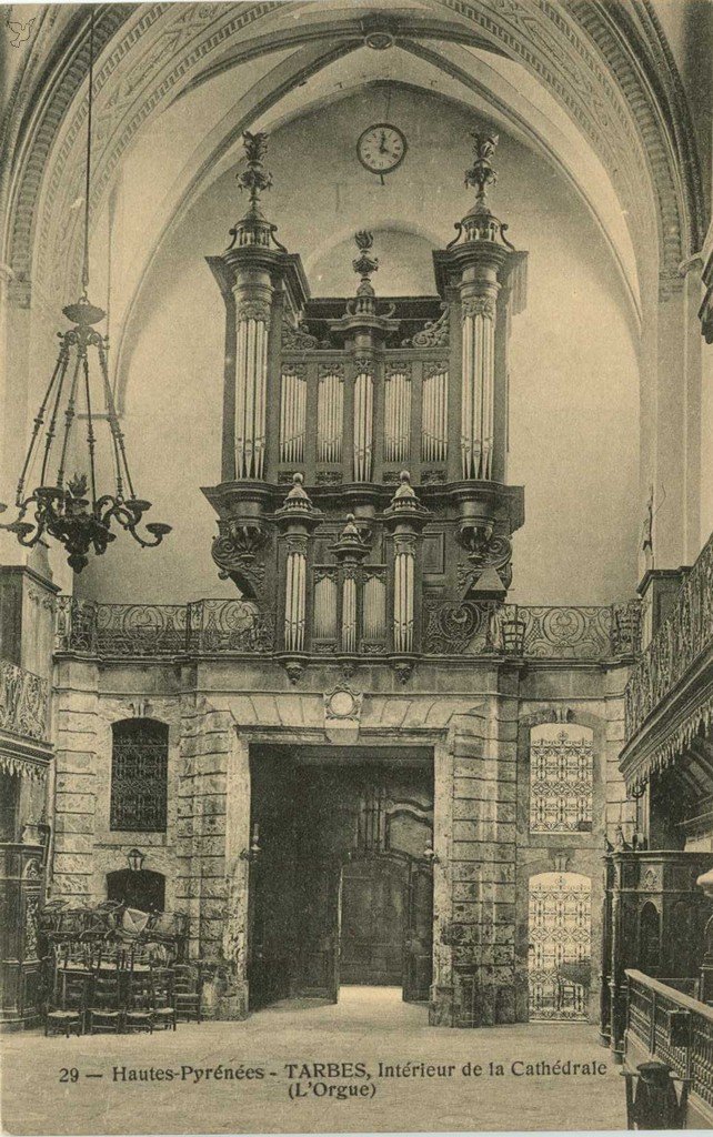 Z - 29 - Interieur Cathedrale.jpg