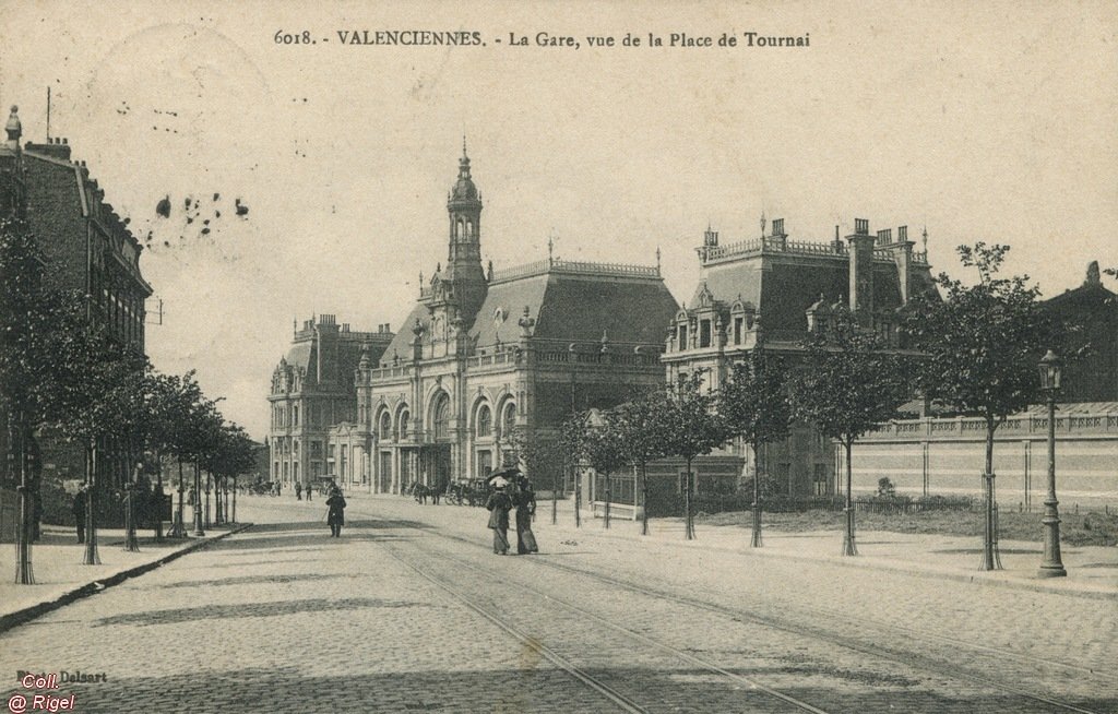 59-Valenciennes-La-Gare-vue-de-la-Place-de-Tournai.jpg