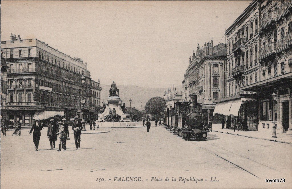 Valence - place République.jpg