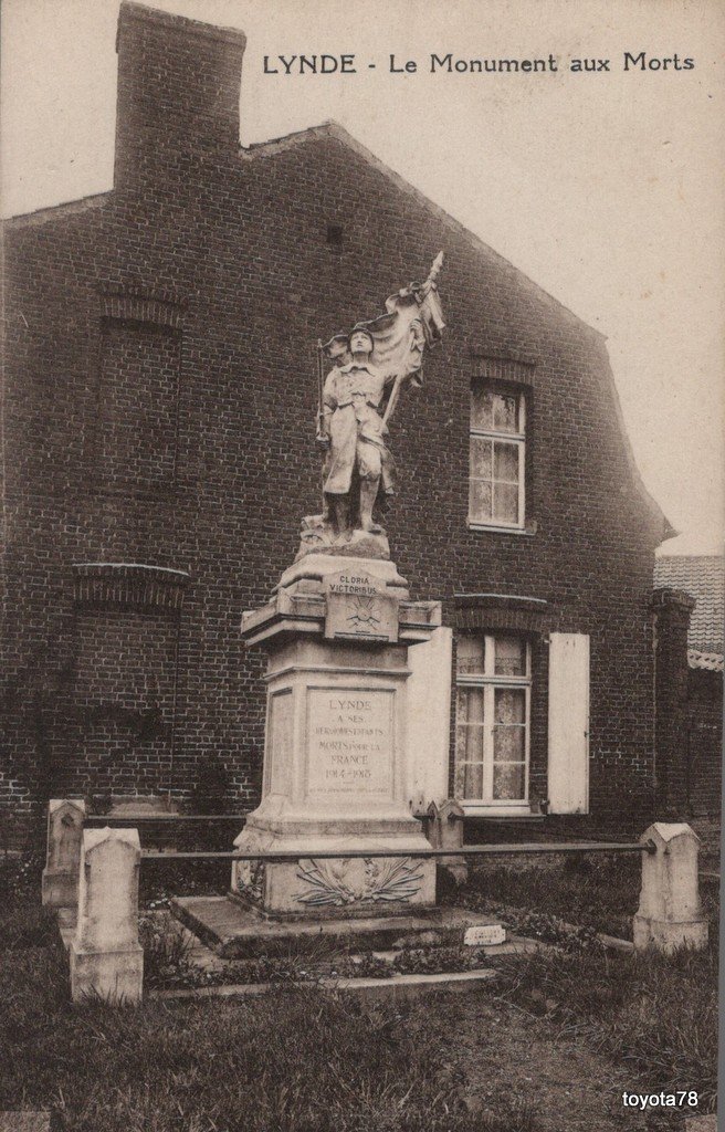 Lynde-le monument.jpg