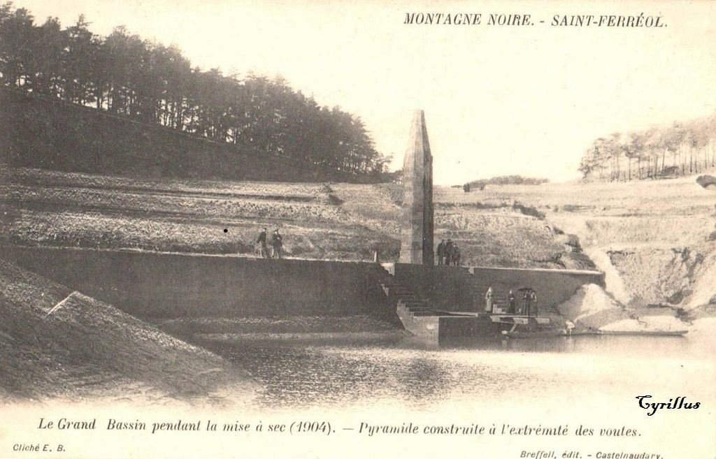 St-Ferreol Breffeil-pyramide.jpg