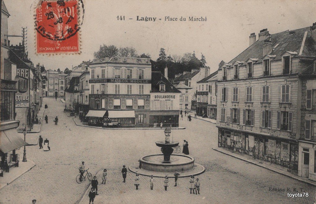 lagny-Place du marché.jpg