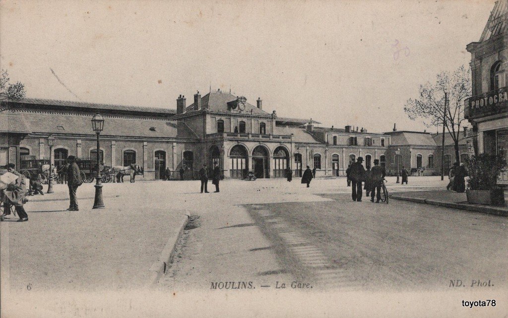 Moulins-la Gare.jpg