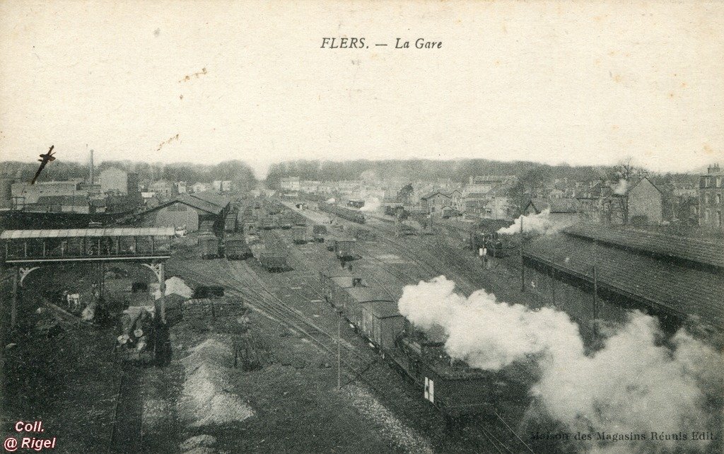 61-Flers-La-Gare-Maison-des-Magasins-Reunis-Edit.jpg