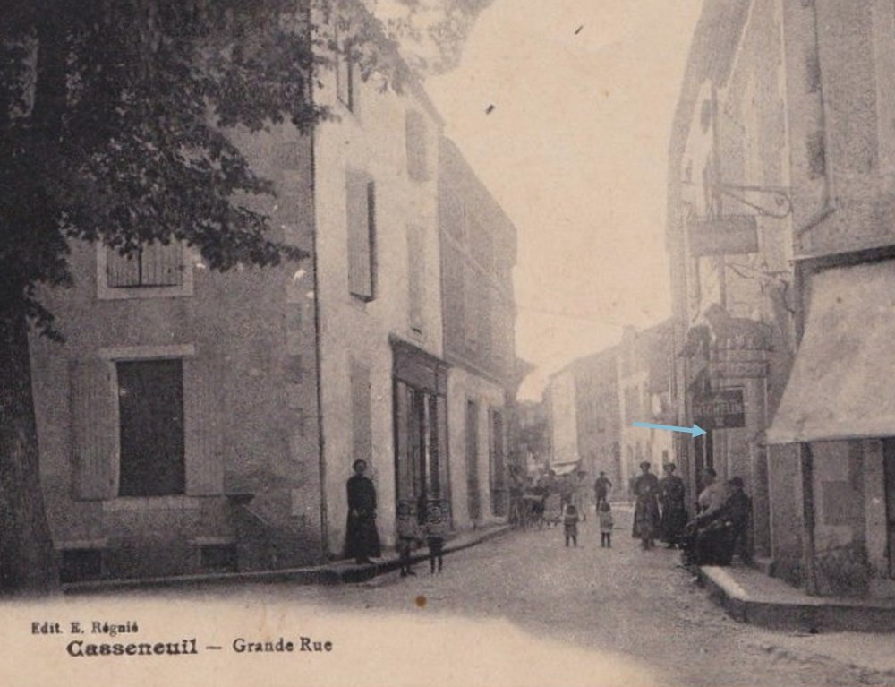 Casseneuil grande rue.jpg