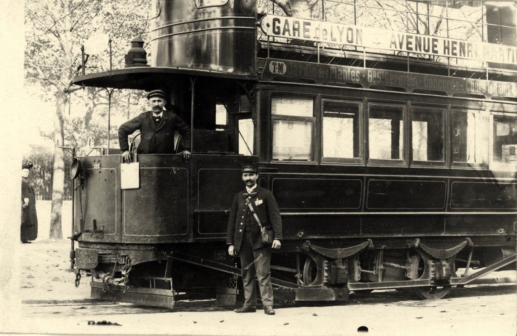 Les Tramways de Paris.jpg