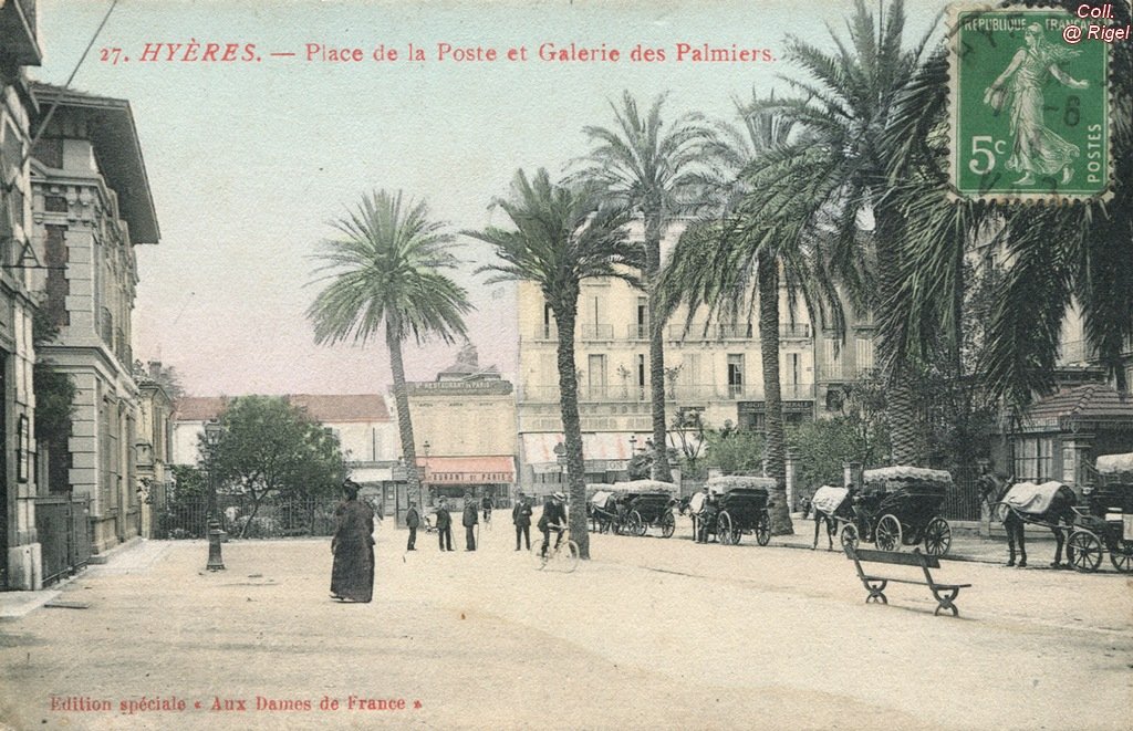 83-Hyeres-Place-de-la-Poste-et-Galerie-des-Palmiers-27.jpg