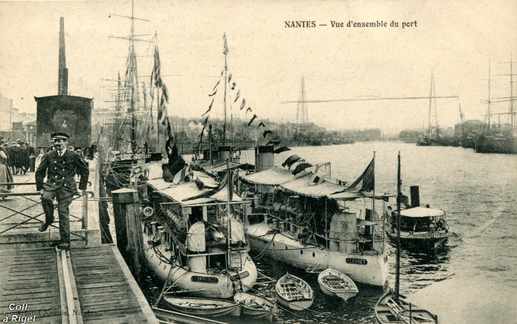 44-Nantes-Vue-d-ensemble-du-Port.jpg