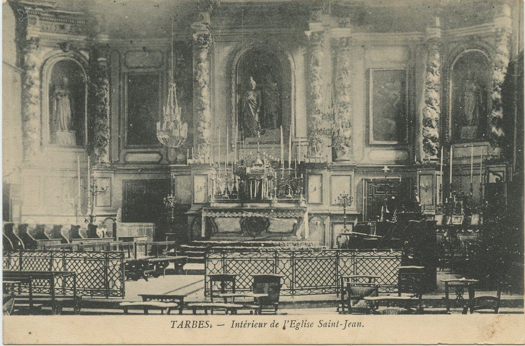 Z - Interieur St Jean v.jpg