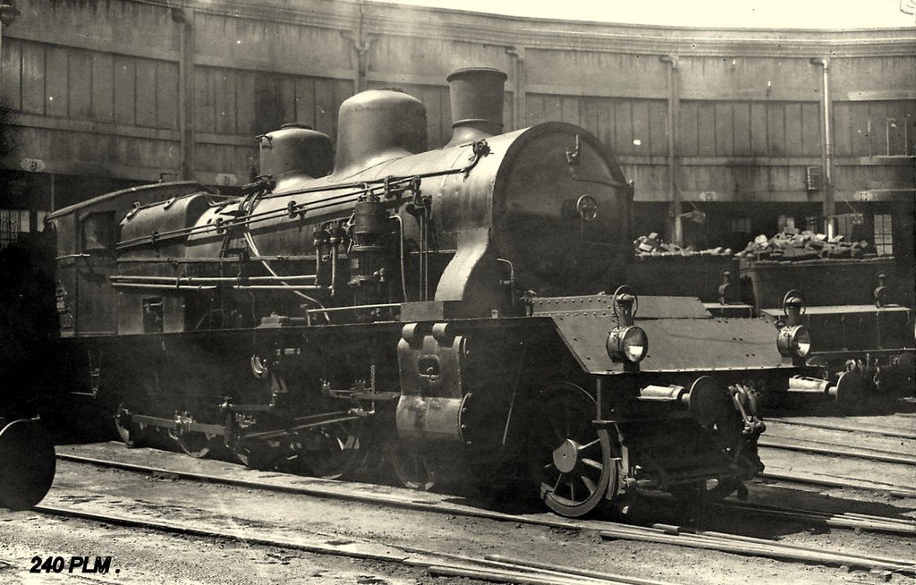 Loco 240 PLM (2).jpg