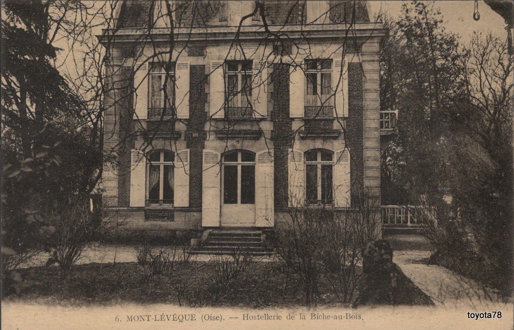Mont Léveque.jpg