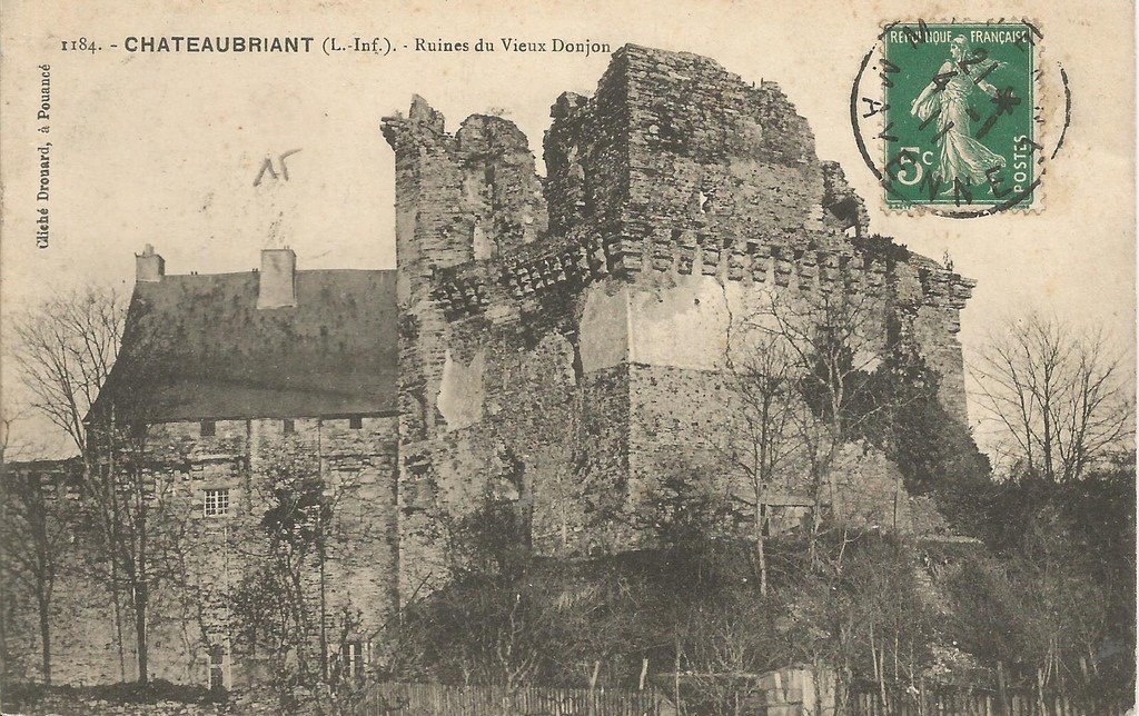 Châteaubriant (44)1184.jpg