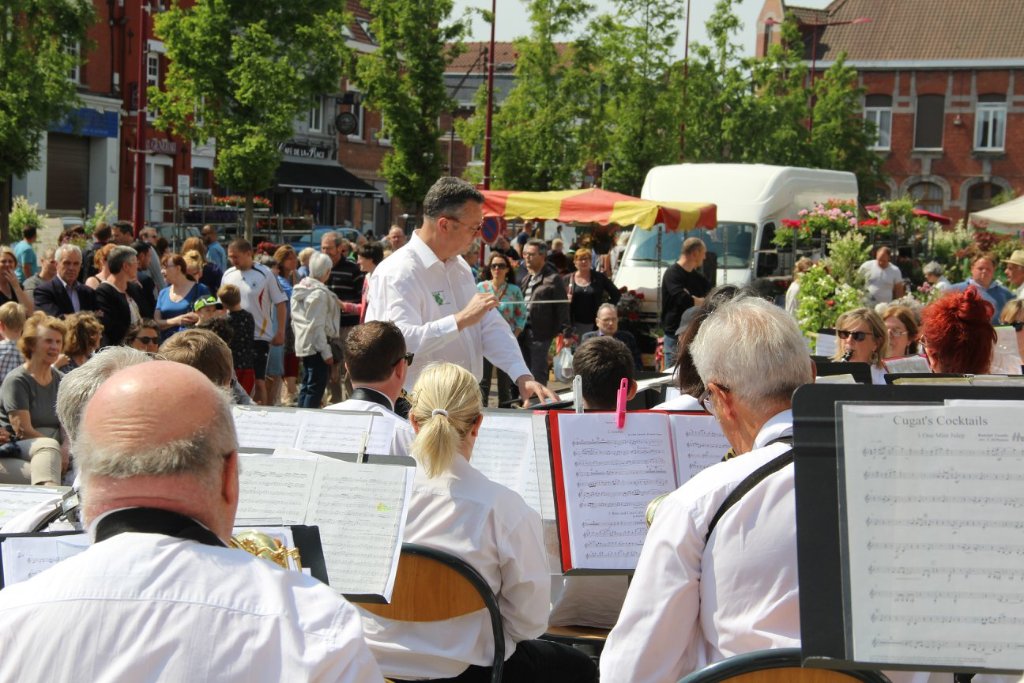 Orchies concert sur la place 2018.jpg