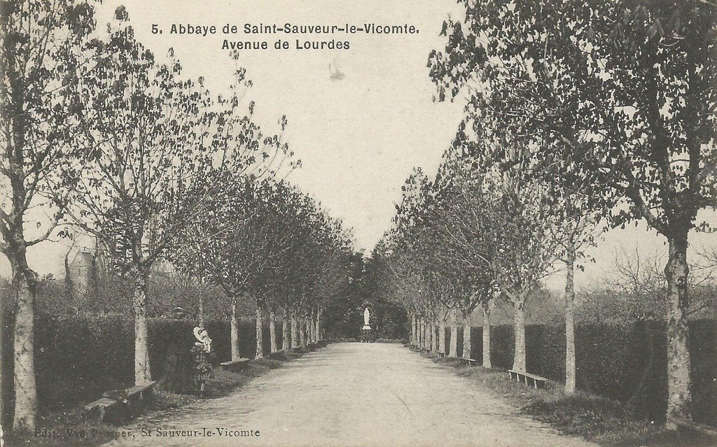Saint-Sauveur le Vicomte (50).jpg