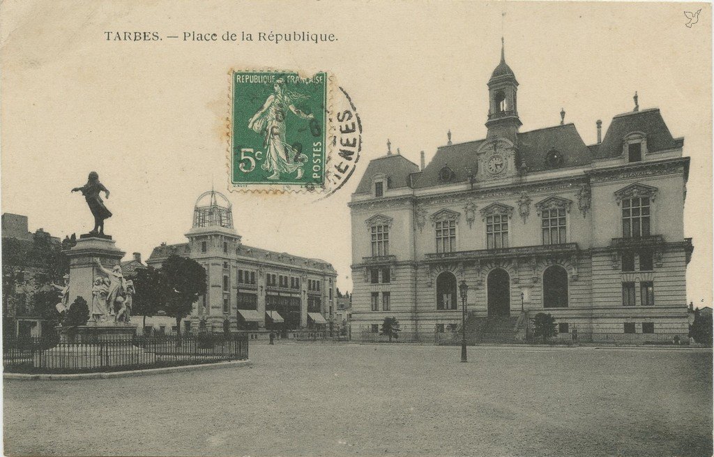 Place de la Republique.jpg