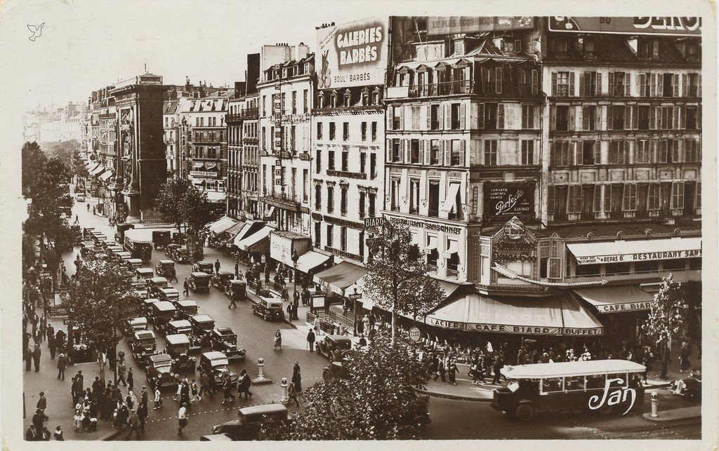 Jan 4 - PARIS - Les Boulevards St-Denis, de Strasbourg et de Sébastopol.jpg