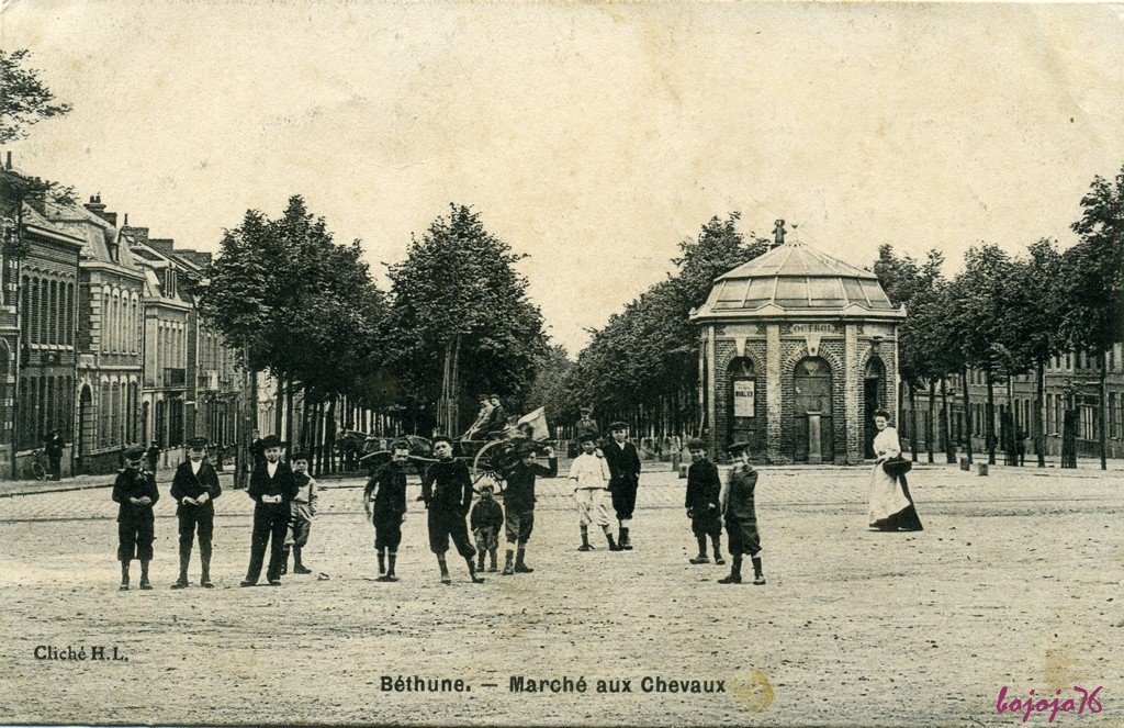 62-Béthune-Marché aux Chevaux.jpg