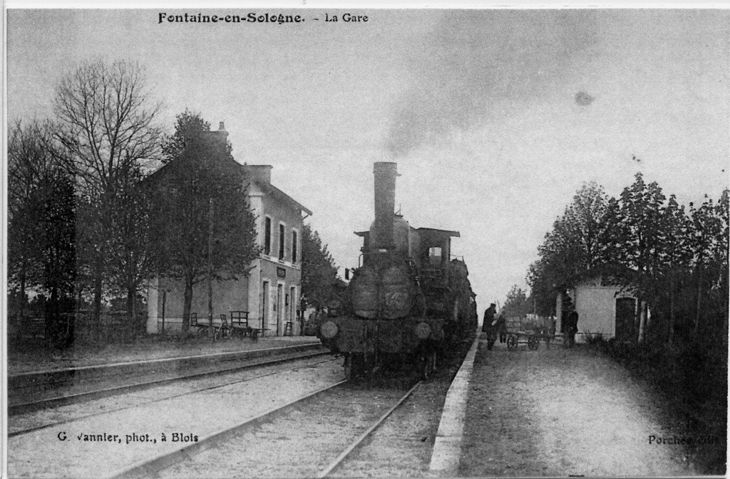 Fontaine en Sologne (41).jpg