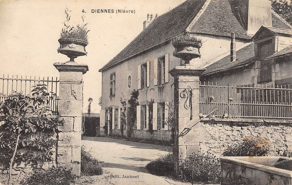 Z - Diennes-Aubigny.jpg
