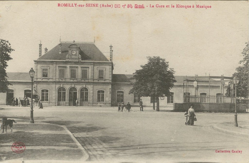 Z - Romilly - La Gare et le Kiosque.jpg