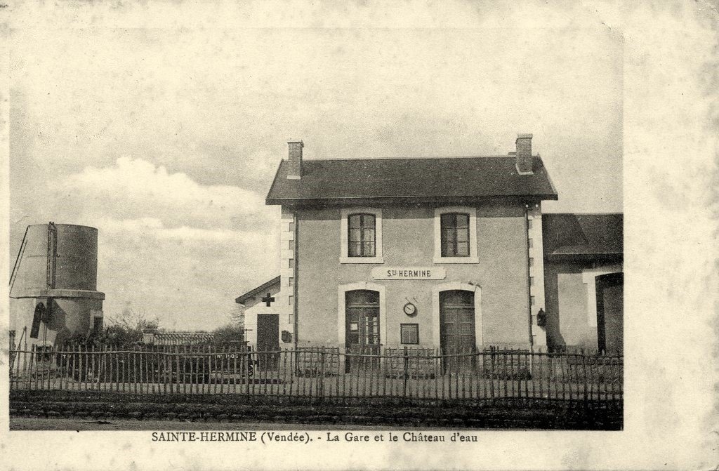 Sainte-Hermine (85).jpg