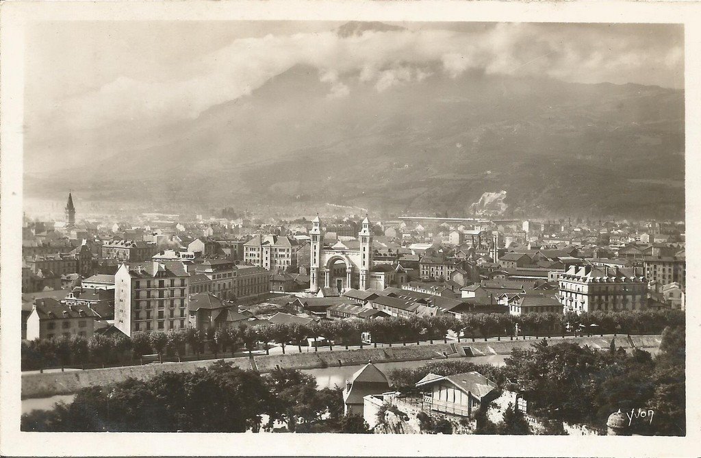 Grenoble (38).jpg