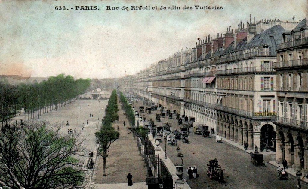 Paris (75001) 633 (01-07-2013).jpg