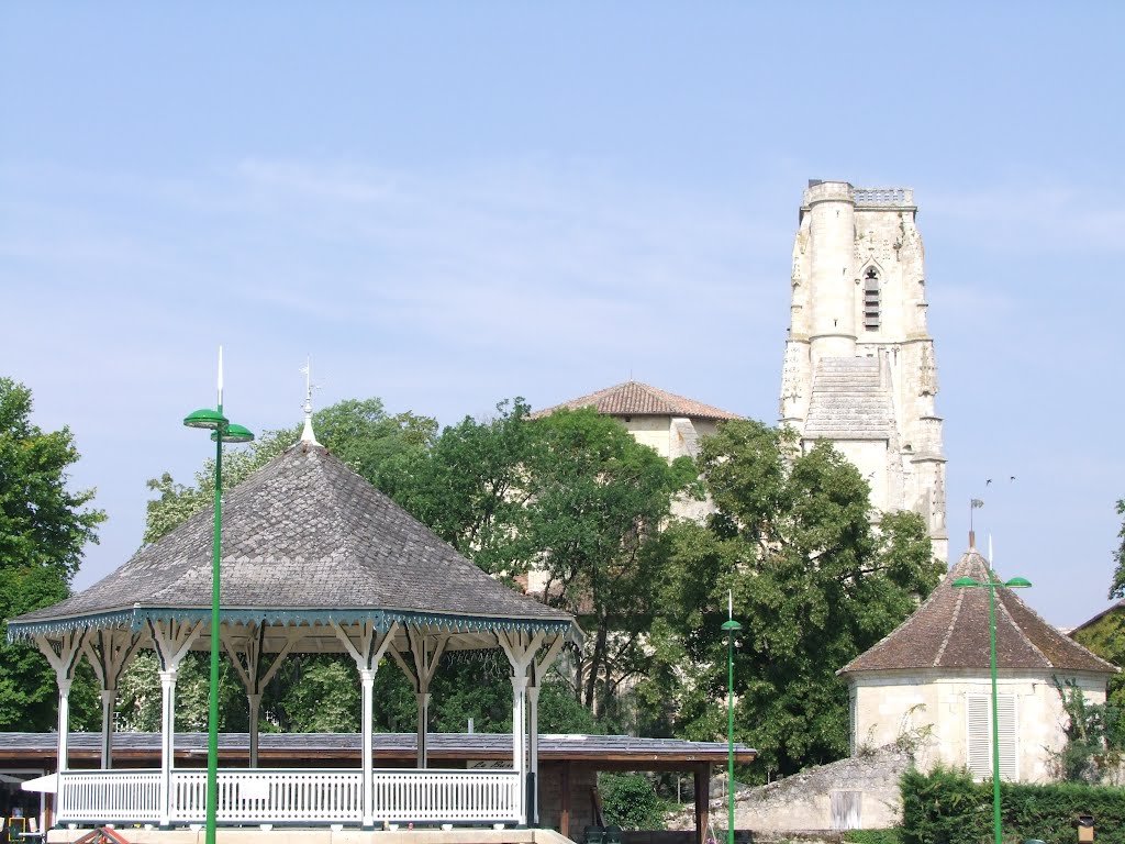 Lectoure kiosque 3.jpg