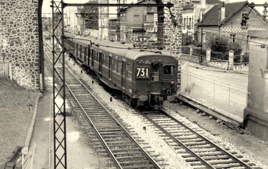 Arcueil 1953 JB.jpg