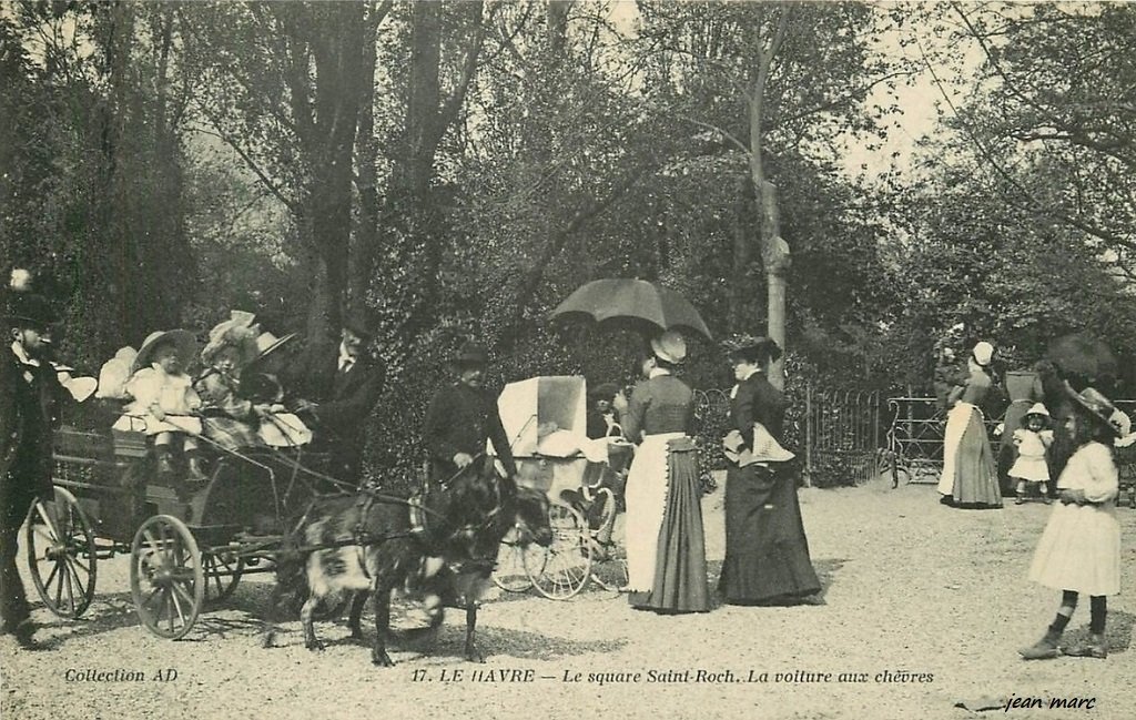 Le Havre - Le Square Saint-Roch - La voiture aux chèvres.jpg