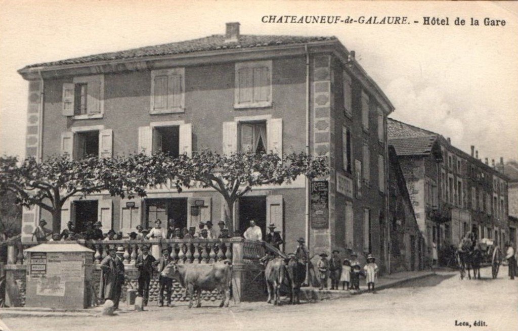 Châteauneuf de Galaure (26).jpg