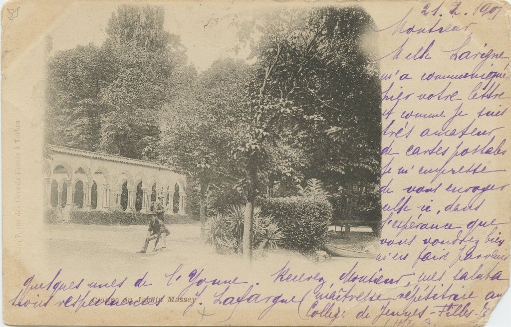 Cloître du Jardin Massey.jpg