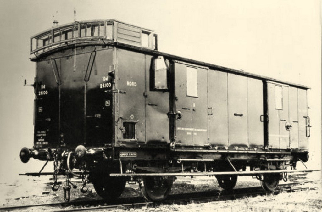 Loco Nord Fourgon 26100.jpg