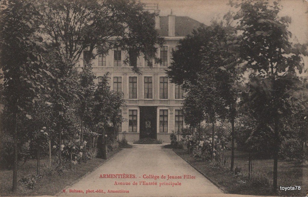 ARMENTIÈRES-Collège de jeunes filles.jpg