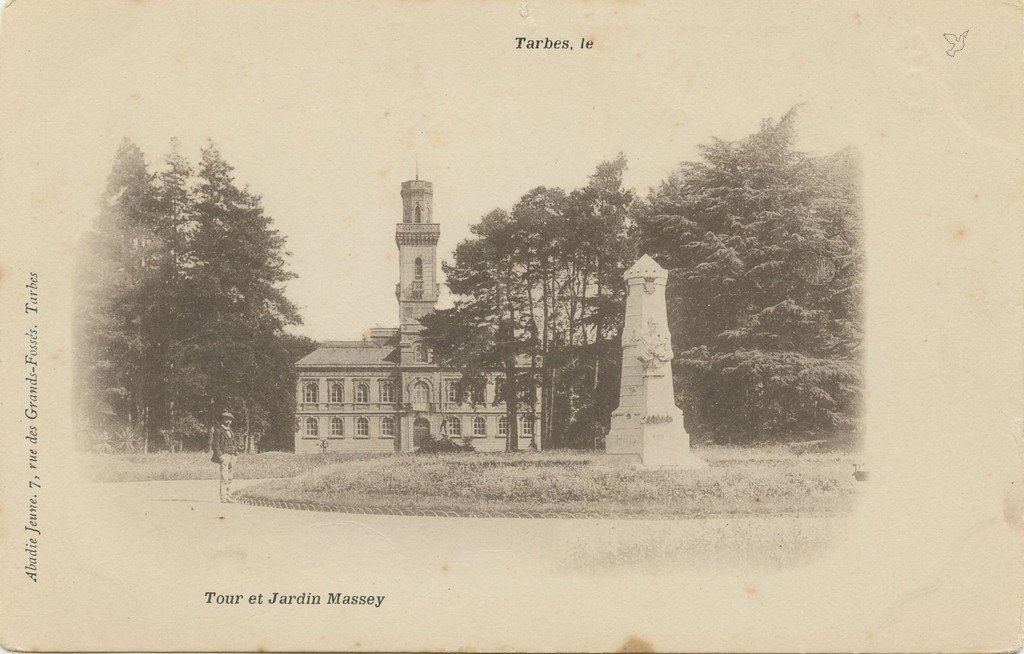 Tour et Jardin Massey.jpg