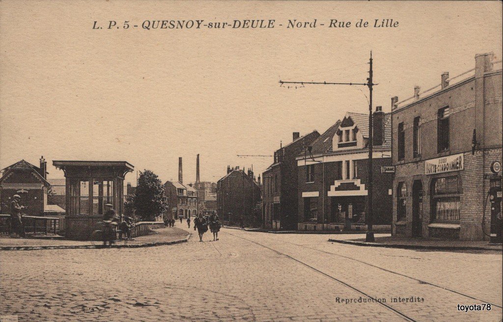 QUESNOY sur DEULE-Rue de Lille.jpg