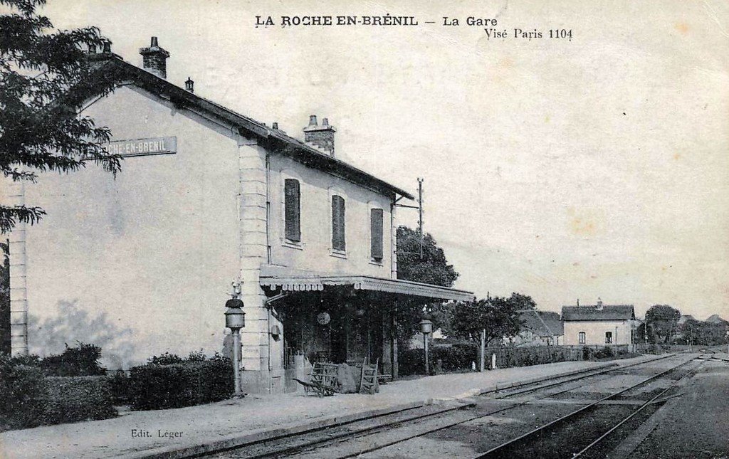 La Roche en Brénil 1104 (21).jpg