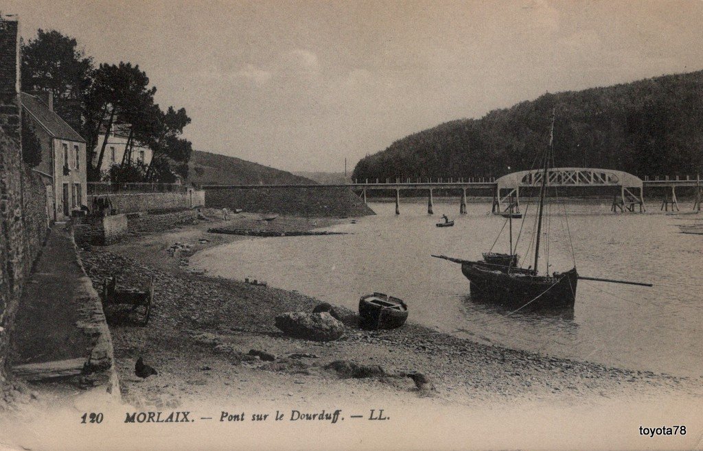 Morlaix-Pont sur le dourduff.jpg