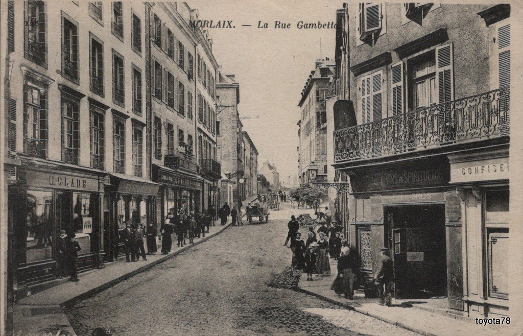 Morlaix-la Rue gambetta.jpg